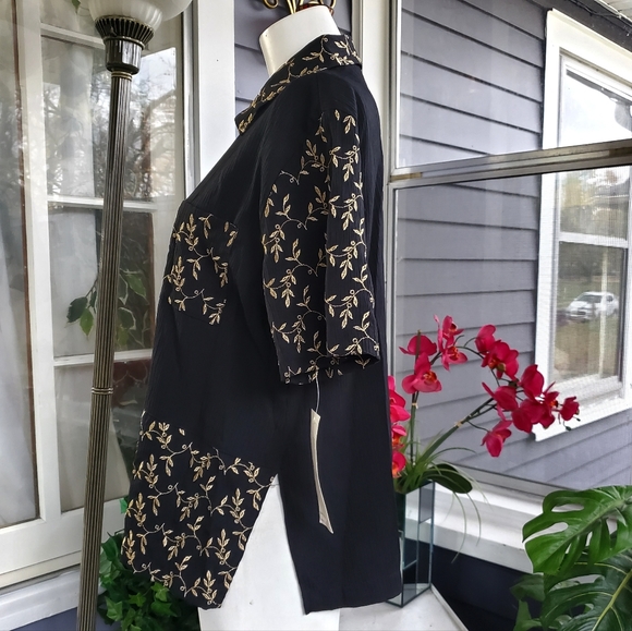 Vintage NWT Adolfo Sport Black Gold Embroidered Leaves Rayon Blend Blouse Top /M - Picture 5 of 9